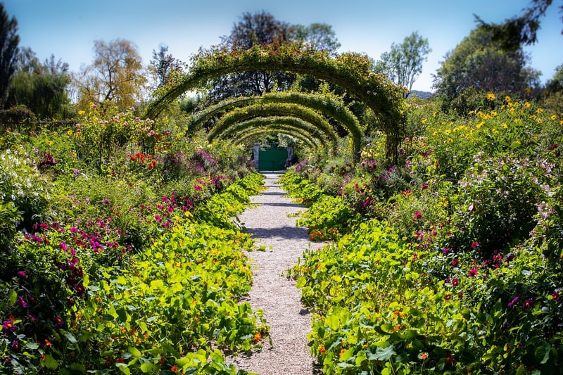 Giverny Gardens